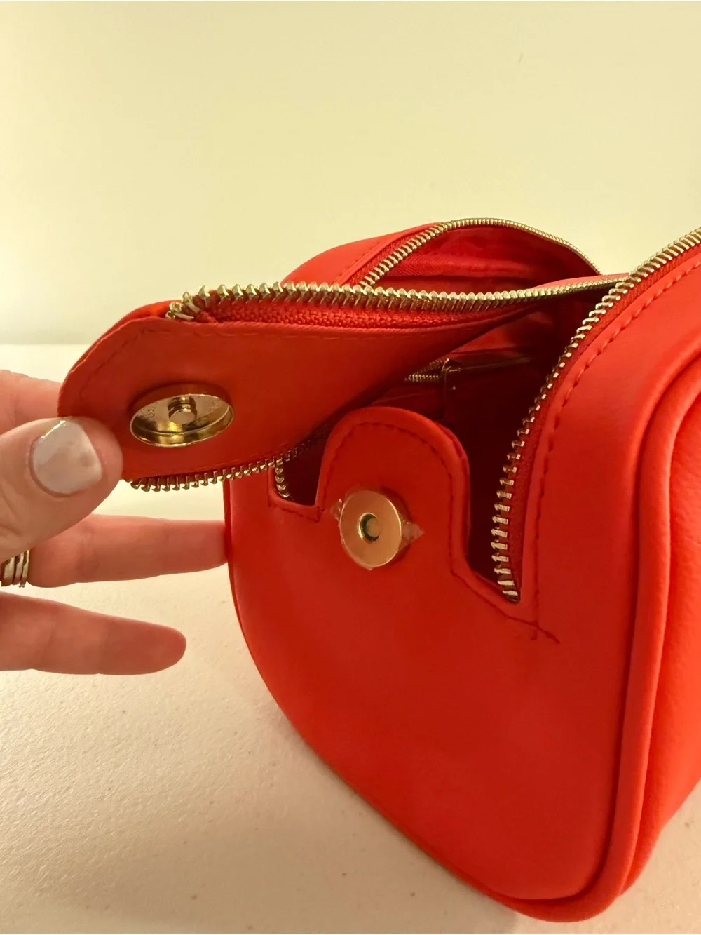 TRULY Signature Makeup/Toiletry Case in ‘Candy Apple Red - *NWOT*